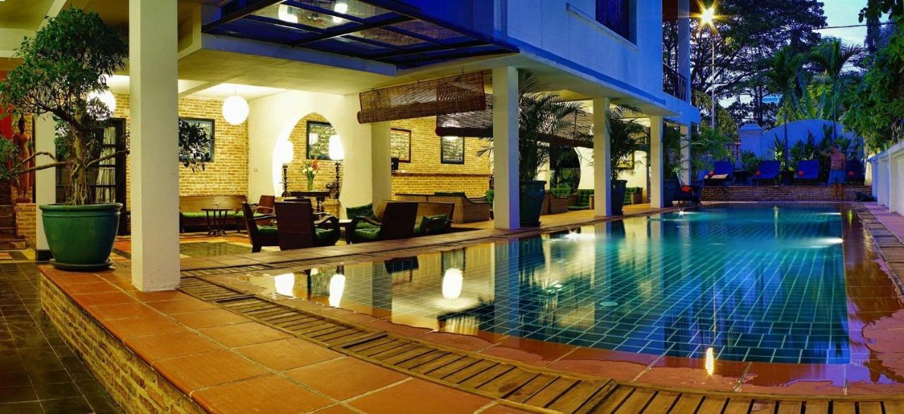 Villa Silk Road Hotel Пномпень Екстер'єр фото